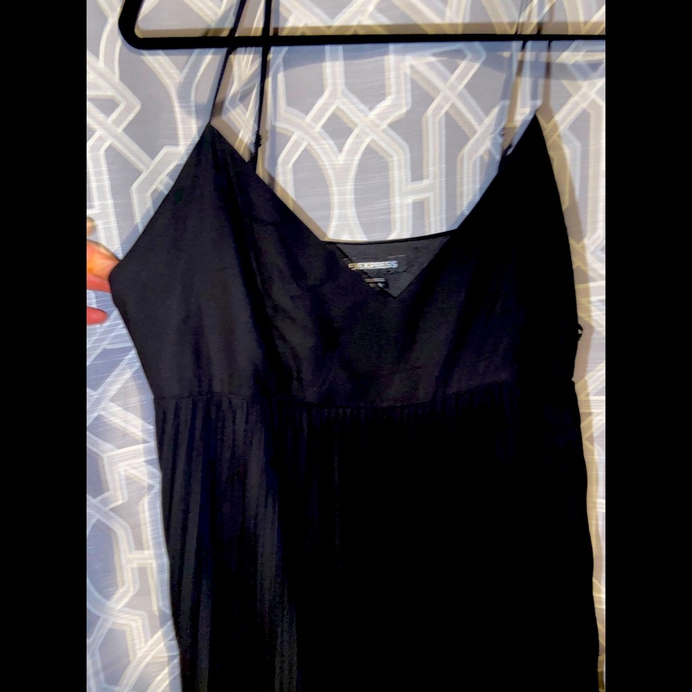 Express - Picture 2 of 7